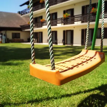 מלון Berg-cafe *