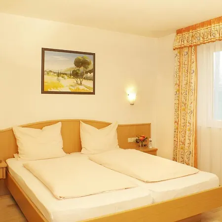 Berg-cafe Hotel
